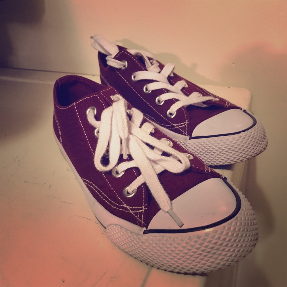 Airwalk women’s sneakers